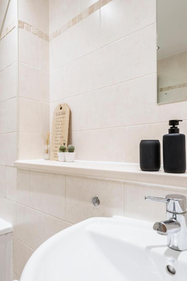 Air Host And Stay - Argyle Apartment Sleeps 4 City Centre Liverpool Exteriör bild